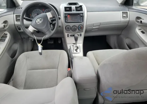 2013 Toyota Corolla Base z USA, uszkodzony, nr VIN 5YFBU4EE2DP118278